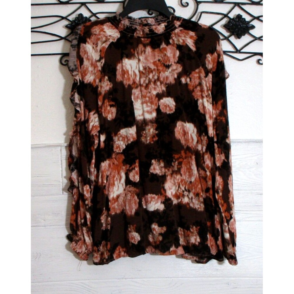 Maurices Women's Top Size 0X Long Open Sleeve Multicolor Floral Round Neck